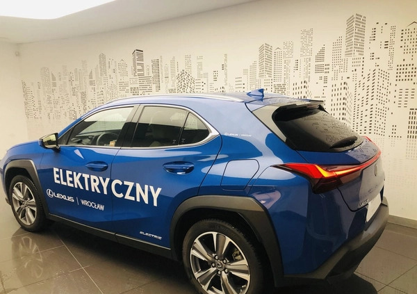 Lexus UX cena 205900 przebieg: 18000, rok produkcji 2022 z Ciężkowice małe 596